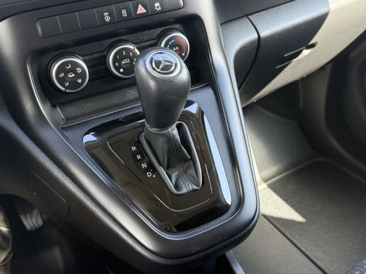 Mercedes-Benz Citan 110 CDI L2 PRO AUTOMAAT / 26.553 KM! / 1e EIG. / CAMERA / AIRCO / CRUISE / NAVI / 3-ZITS ActivLease financial lease