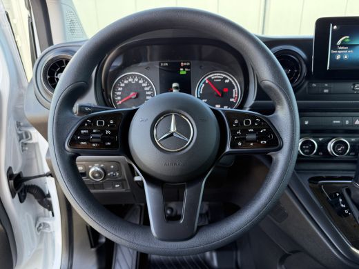 Mercedes-Benz eCitan 112 Pro 51 kWh / L2H1 / TREKHAAK / 3-ZITS / **3.698 KM!!** / CAMERA / CRUISE / ECC / CARPLAY ActivLease financial lease