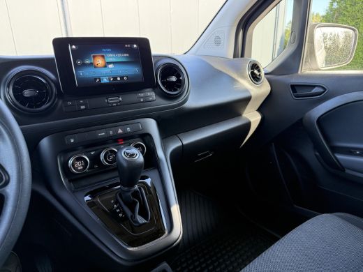 Mercedes-Benz eCitan 112 Pro 51 kWh / L2H1 / TREKHAAK / 3-ZITS / **3.698 KM!!** / CAMERA / CRUISE / ECC / CARPLAY ActivLease financial lease