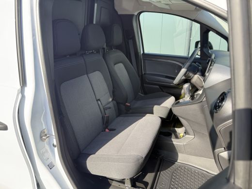 Mercedes-Benz eCitan 112 Pro 51 kWh / L2H1 / TREKHAAK / 3-ZITS / **3.698 KM!!** / CAMERA / CRUISE / ECC / CARPLAY ActivLease financial lease