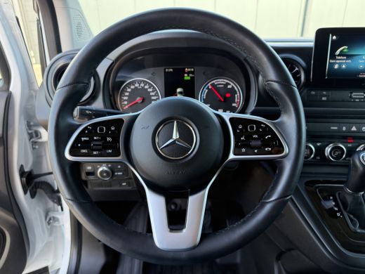 Mercedes-Benz eCitan 112 Pro L2H1 / 51 kWh / 2.469 KM / ** RIJKLAAR ** / LED HIGH PERFORMANCE KOPLAMPEN / CAMERA / ECC... ActivLease financial lease
