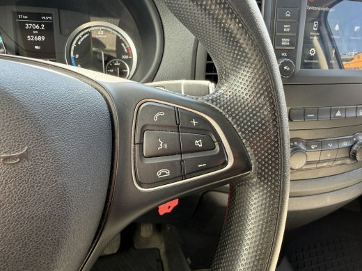 Mercedes-Benz eVito 112 66kWh L2 Elektrisch 94.9% (SOH) 280-WLTP 80kw Snelladen Climate Control Cruise Control Camera... ActivLease financial lease