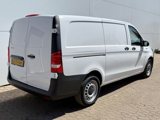 Mercedes-Benz eVito 112 66kWh L2 Elektrisch 94.9% (SOH) 280-WLTP 80kw Snelladen Climate Control Cruise Control Camera... ActivLease financial lease