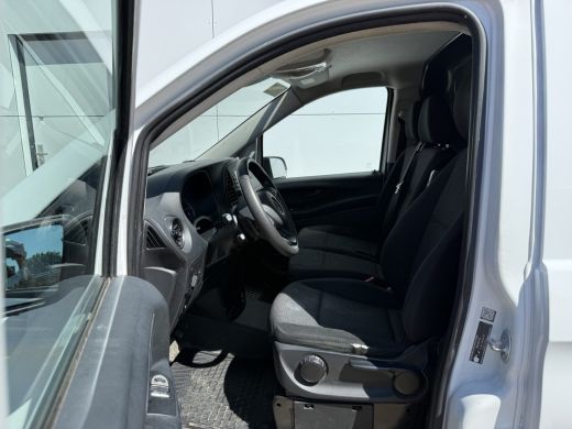 Mercedes-Benz eVito 112 66kWh L2 Elektrisch 94.9% (SOH) 280-WLTP 80kw Snelladen Climate Control Cruise Control Camera... ActivLease financial lease
