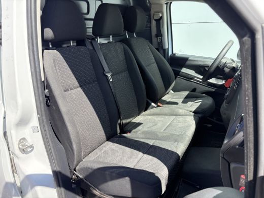Mercedes-Benz eVito 112 66kWh L2 Elektrisch 95.8% (SOH) 280-WLTP 80kw Snelladen Climate Control Cruise Control Camera... ActivLease financial lease
