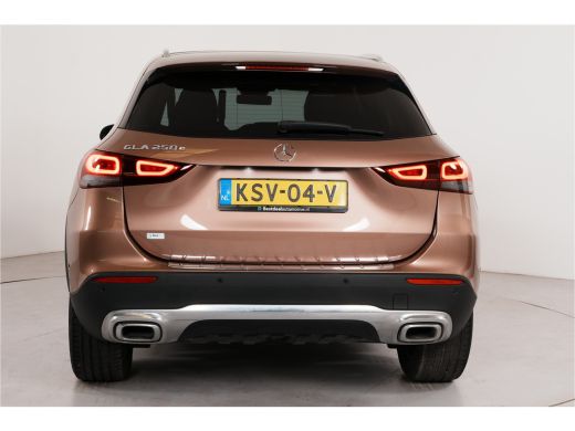 Mercedes-Benz GLA 250 e AMG Line 218 pk PHEV | SOH 94% | Pano | Night | Ambient | Camera | ActivLease financial lease