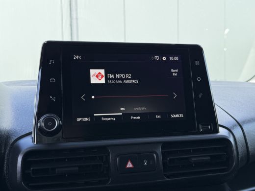 Opel Combo 1.5D 102 PK / L2H1 / Edition / 1e EIG. / INRICHTING / COOLBOX / TREKHAAK / CAMERA / CRUISE / CARPLAY ActivLease financial lease