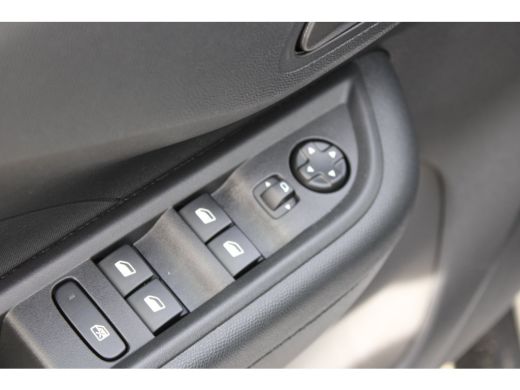Opel Frontera 1.2 MHEV Hybrid 110 pk EDITION, Technologie Pack | LED koplampen | Parkeersensoren achter | Voorr... ActivLease financial lease