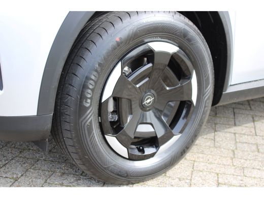 Opel Frontera 1.2 MHEV Hybrid 110 pk EDITION, Technologie Pack | LED koplampen | Parkeersensoren achter | Voorr... ActivLease financial lease