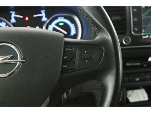 Opel Vivaro-e 75 kWh L2H1 Innovation | Snelladen | Clima | Cruise | Carplay | HUD | 3 Zits | 2xSchuifdeur | Imp... ActivLease financial lease
