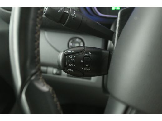 Opel Vivaro-e 75 kWh L2H1 Innovation | Snelladen | Clima | Cruise | Carplay | HUD | 3 Zits | 2xSchuifdeur | Imp... ActivLease financial lease