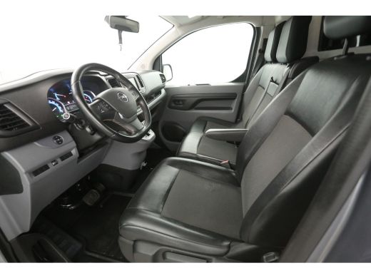 Opel Vivaro-e 75 kWh L2H1 Innovation | Snelladen | Clima | Cruise | Carplay | HUD | 3 Zits | 2xSchuifdeur | Imp... ActivLease financial lease