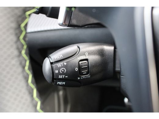Peugeot 208 Hybrid 100 e-DCS6 GT | Automaat | Navigatie | Camera | Apple carplay | Mild Hybrid | Cruise Control ActivLease financial lease