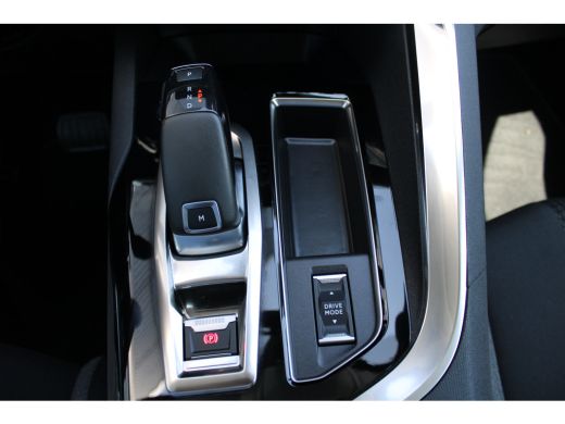 Peugeot 3008 1.2 PureTech Active Avantage Automaat Trekhaak | Navigatie | Cruise Control | Climate Control | A... ActivLease financial lease