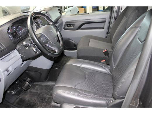 Peugeot Expert 2.0 BlueHDI 145 PK Automaat EAT8 | AUTOMAAT | CAMERA | BETIMMERING | SIDE + BACK BARS | APPLE CAR... ActivLease financial lease