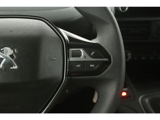 Peugeot Partner 1.2 PureTech 111PK | Benzine | Airco | Cruise | Carplay | Navi | Parkeersens. ActivLease financial lease