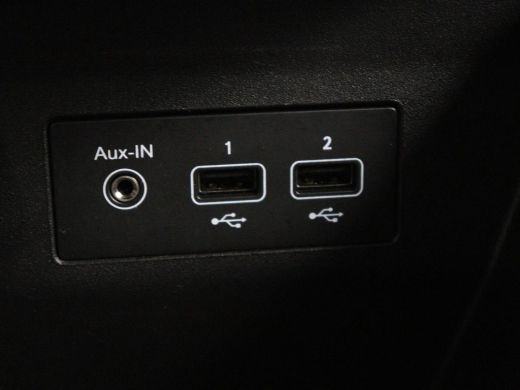 Renault Clio 1.6 E-Tech Hybrid 140 Business Zen | Cruise control | Park assist | Carplay | Navigatie | DAB | L... ActivLease financial lease