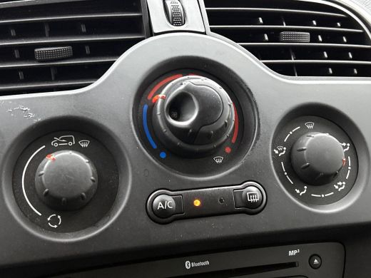 Renault Kangoo 1.5 dCi Comfort Euro6 75PK / Trekhaak / Airco / Cruise-ctr. / Pdc. / Schuifdeur Re./ Pack R-Link ... ActivLease financial lease