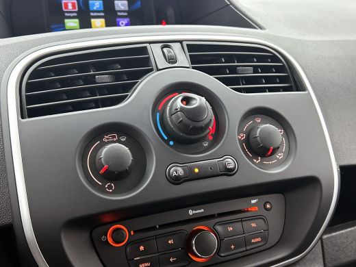 Renault Kangoo 1.5 DCi Euro6 75PK Comfort / 2x Schuifdeur / Trekhaak / Airco / Navigatie / Radio multimedia / Ap... ActivLease financial lease