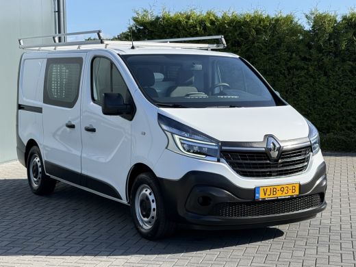 Renault Trafic 2.0 dCi 120 PK / L1H1 / 1e EIG. / 2x SCHUIFDEUR / IMPERIAAL / TREKHAAK / LED / CRUISE / 3-ZITS ActivLease financial lease