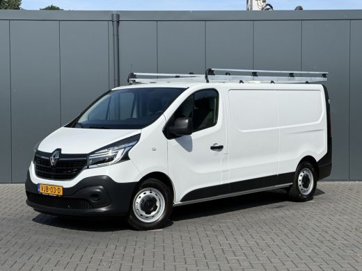 Renault Trafic 2.0 dCi 120 PK / L2H1 / 1e EIG. / TREKHAAK / IMPERIAAL / 3-ZITS / AIRCO / CRUISE / NAVI / LED ActivLease financial lease