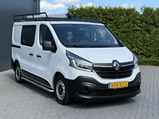 Renault Trafic 2.0 dCi 145 PK / L1H1 / AUTOMAAT / 2x SCHUIFDEUR / INRICHTING / TREKHAAK / IMPERIAAL / 3-ZITS ActivLease financial lease