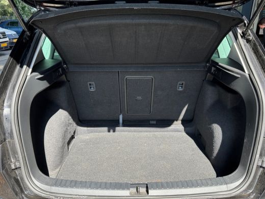 Seat Ateca 1.5 150pk TSI Style Business Intense Achteruitrijcamera | Getinte ramen achter | Verwarmbare voor... ActivLease financial lease