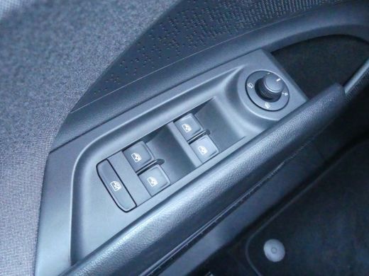 Skoda Enyaq iV 60 | SOH 91% | ADAPTIVE CRUISE | DODEHOEKDETECTIE | CAMERA | PARKEERSENSOREN V+A | STUURVERWARMIN... ActivLease financial lease