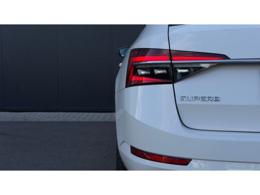 Skoda Superb Combi 1.4 TSI 218pk iV Business Edition | Camera | Carplay | Adaptive Cruise | 18" | ActivLease financial lease