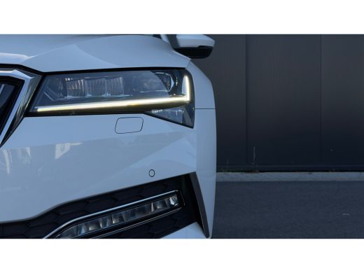Skoda Superb Combi 1.4 TSI 218pk iV Business Edition | Camera | Carplay | Adaptive Cruise | 18" | ActivLease financial lease