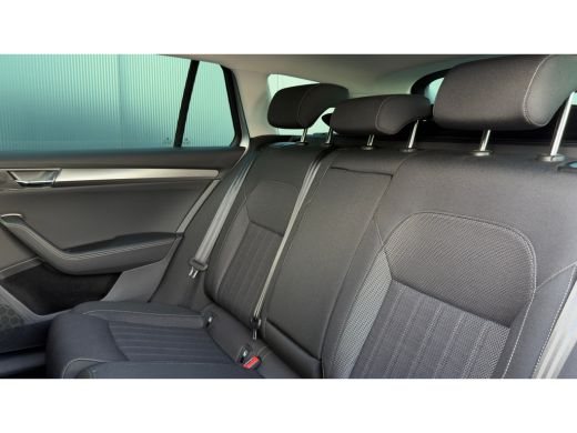 Skoda Superb Combi 1.4 TSI 218pk iV Business Edition Plus | Camera | Carplay | Adaptive Cruise | Voorstoelen E... ActivLease financial lease