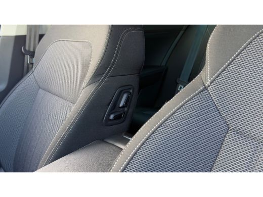 Skoda Superb Combi 1.4 TSI 218pk iV Business Edition Plus | Camera | Carplay | Adaptive Cruise | Voorstoelen E... ActivLease financial lease