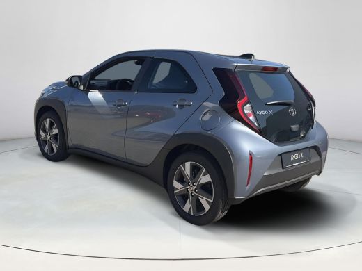 Toyota Aygo Hybrid 115 play GO ActivLease financial lease