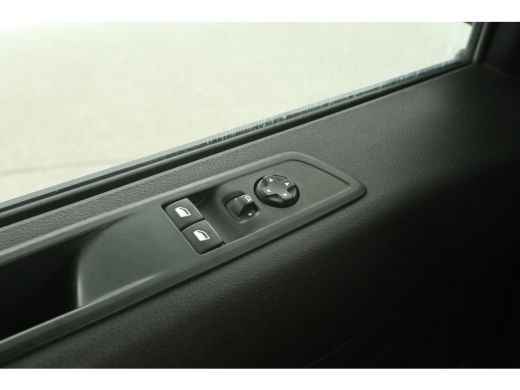 Toyota ProAce 75 kWh Extra Range L2H1 | Snelladen | SOH 99% | Airco | Cruise | Carplay | 3 Zits | Parkeersens. ActivLease financial lease