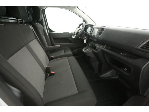 Toyota ProAce 75 kWh Extra Range L2H1 | Snelladen | SOH 99% | Airco | Cruise | Carplay | 3 Zits | Parkeersens. ActivLease financial lease