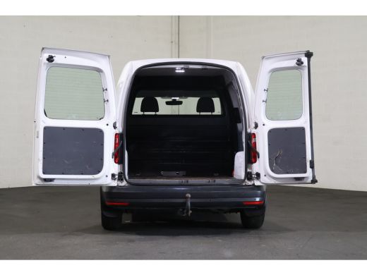Volkswagen Caddy 2.0 TDI 102pk L1 H1 Airco Navigatie Trekhaak ActivLease financial lease
