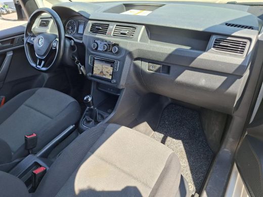 Volkswagen Caddy 2.0 TDI 102pk L1 H1 Airco Navigatie Trekhaak ActivLease financial lease