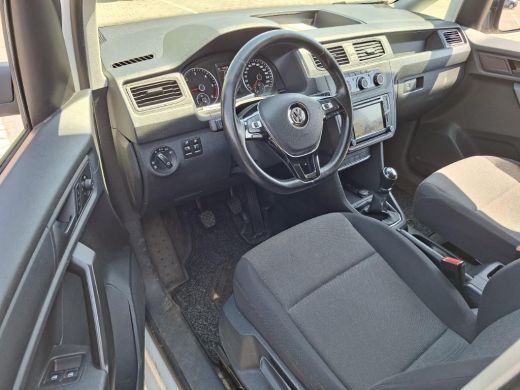 Volkswagen Caddy 2.0 TDI 102pk L1 H1 Airco Navigatie Trekhaak ActivLease financial lease