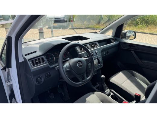 Volkswagen Caddy 2.0 TDI (EUR6) 102PK UNIEK 18.780 KM | RVS imperiaal en sidebars | Airco | PDC | Trekhaak ActivLease financial lease