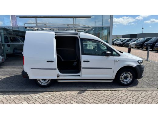 Volkswagen Caddy 2.0 TDI (EUR6) 102PK UNIEK 18.780 KM | RVS imperiaal en sidebars | Airco | PDC | Trekhaak ActivLease financial lease