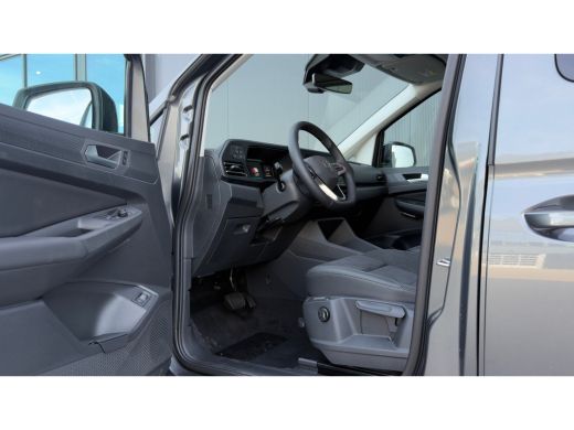 Volkswagen Caddy Kombi Limited Edition 1.5 e-Hybrid Limited Edition | 12V-aansluiting in dashboard en laadruimte |... ActivLease financial lease