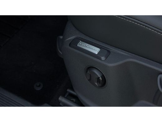 Volkswagen Caddy Kombi Limited Edition 1.5 e-Hybrid Limited Edition | 12V-aansluiting in dashboard en laadruimte |... ActivLease financial lease
