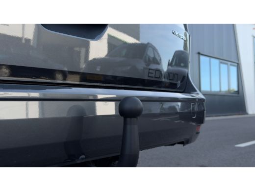Volkswagen Caddy Kombi Limited Edition 1.5 e-Hybrid Limited Edition | 12V-aansluiting in dashboard en laadruimte |... ActivLease financial lease