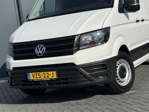 Volkswagen Crafter 2.0 TDI 141 PK / L3H3 / 2x SCHUIFDEUR / IMPERIAAL + LADDER / 3 TONS TREKHAAK / CAMERA / 3-ZITS / ... ActivLease financial lease