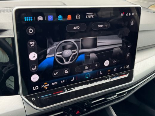 Volkswagen Golf 1.5 204pk eHybrid Life Edition ErgoActive bestuurdersstoel | 360 graden camera 'Area View' | Velg... ActivLease financial lease