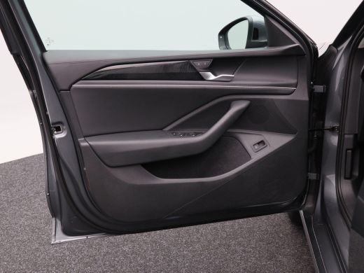 Volkswagen Passat Variant 1.5 eHybrid 204 Pk Business | Full LED | Ergo Active Stoelen | Stoelverwarming | Adaptive... ActivLease financial lease