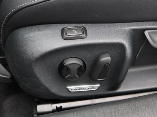 Volkswagen Passat Variant 1.5 eHybrid 204 Pk Business | Full LED | Ergo Active Stoelen | Stoelverwarming | Adaptive... ActivLease financial lease