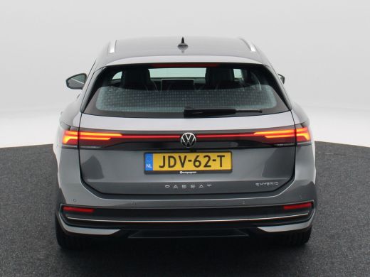 Volkswagen Passat Variant 1.5 eHybrid 204 Pk Business | Full LED | Ergo Active Stoelen | Stoelverwarming | Adaptive... ActivLease financial lease