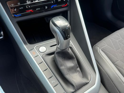 Volkswagen Taigo TSI 115PK DSG LIFE EDITION CAMERA/ACC/CARPLAY/HALF-LEDER FABRIEKS GARANTIE ActivLease financial lease