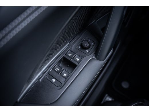 Volkswagen Tayron 1.5 eTSI 150PK 7Persoons Life | 2 stoelen op derde rij | Achteruitrijcamera | Cruise control adap... ActivLease financial lease